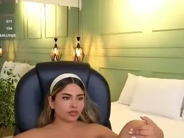 Chaturbate Live Sex of kataliina_18