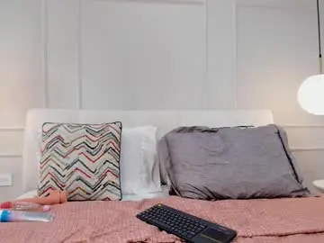 Chaturbate Live Sex Cam of mafe_santorini