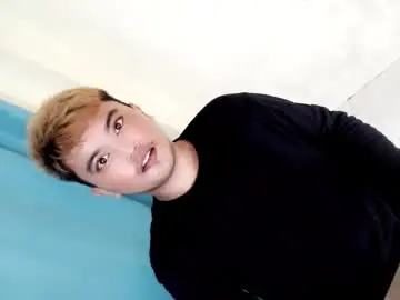 Chaturbate Live Porn of xxhotloyd_cummerx