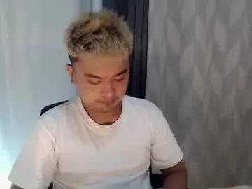 Chaturbate Free Porn Cam of xxhotloyd_cummerx