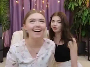 Chaturbate Sex Cam of berry_bloom