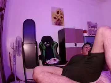 Chaturbate Free Live Porn of hugecock_jr