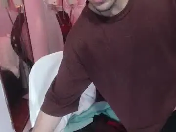 Chaturbate Adult Video Chat of liil_boy