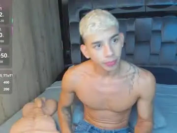 Chaturbate Adult Video Chat of andrew_twink18