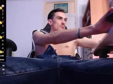 Chaturbate Live Porn of artieryder