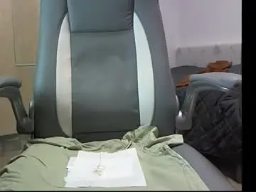 Chaturbate Live Sex Cam of bilove222