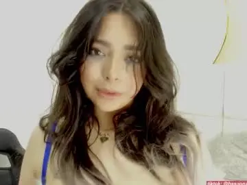 Chaturbate Live Sex Cam of has_gonzalezz