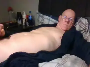 Chaturbate Live Sex Cam of kevlooking4sez