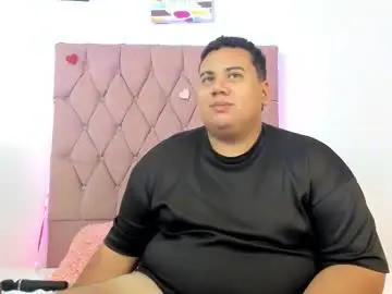 Chaturbate Sex Cam of michael_and_sharon