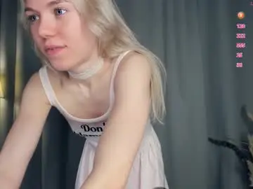 Chaturbate Live Sex Cam of myviolet_rush