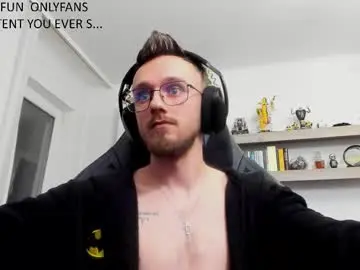 Chaturbate Free Porn Cam of alphaboyfun