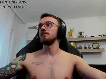 Chaturbate Free Porn Cam of alphaboyfun