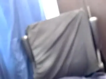 Chaturbate Nude Webcam of daringdee75