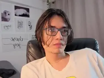 Chaturbate Watch Live Sex Cams of davoxer