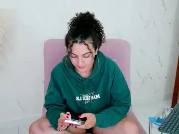 Chaturbate Best live sex cam show of merida_bell18