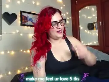 Chaturbate Live Sex Cam of violettalynn