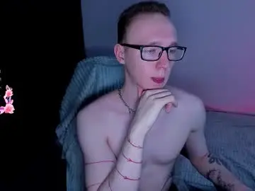Chaturbate Live Sex Cam of alex_silent