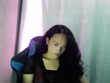 Chaturbate Live Sex Cam of fuckingjoy07