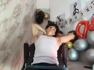 Chaturbate Adult Webcam of mikey_banji