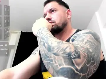 Chaturbate Live Sex Cam of musclemonster31