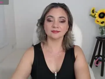 Chaturbate Free Porn Cam of rebeca_milf