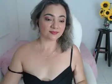 Chaturbate Free Porn Cam of rebeca_milf