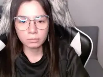 Chaturbate Adult Video Chat of wolfs_daughter