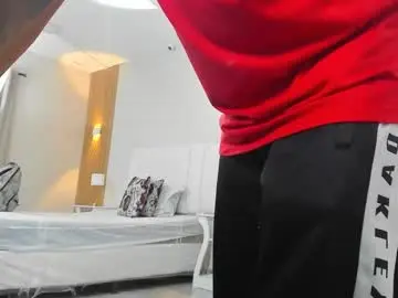 Chaturbate Best live sex cam show of axel_ps