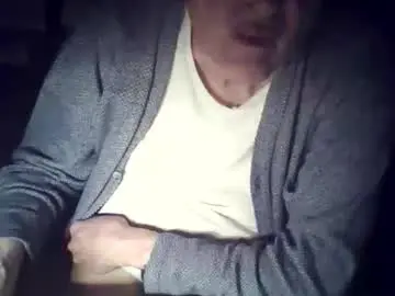 Chaturbate Live Sex Cam of bekklove1