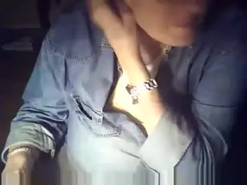 Chaturbate Free Porn Cam of bekklove1