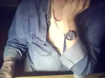 Chaturbate Live Porn of bekklove1