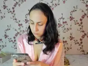 Chaturbate Nude Webcam of reginamoon12