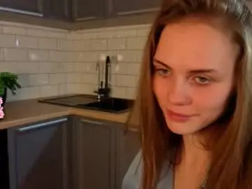 Chaturbate Watch Live Sex Cams of crystaldiva01