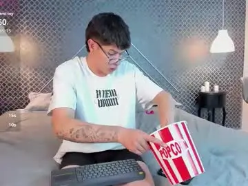 Chaturbate Nude Webcam of evie_demn