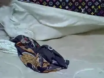 Chaturbate Live Sex Cam of velvet_temptress