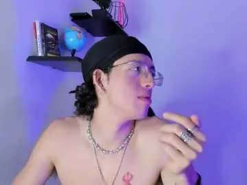 Chaturbate Best live sex cam show of manu_vera8