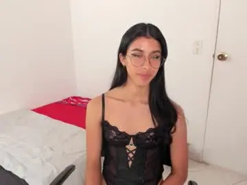 Chaturbate Free Porn Cam of mazikeen_18