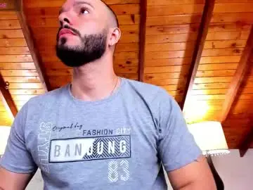 Chaturbate Adult Video Chat of tom_bailey_