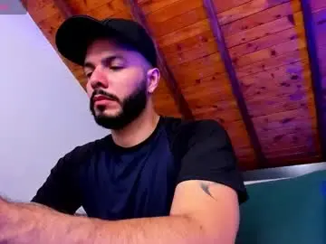 Chaturbate Live Porn of tom_bailey_