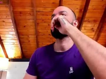 Chaturbate Free Live Porn of tom_bailey_