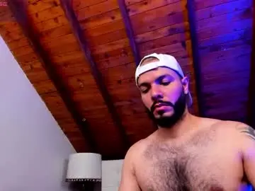 Chaturbate Watch Live Sex Cams of tom_bailey_