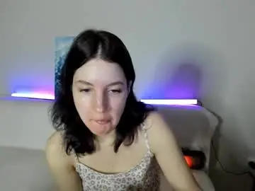 Chaturbate Live Sex Cam of winter_moonl