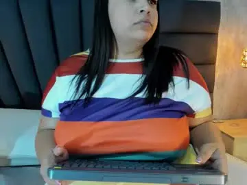 Chaturbate Nude Webcam of maya_curvy