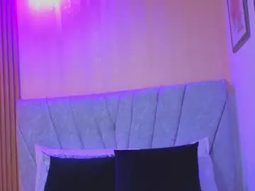 Chaturbate Best live sex cam show of persefone_sky