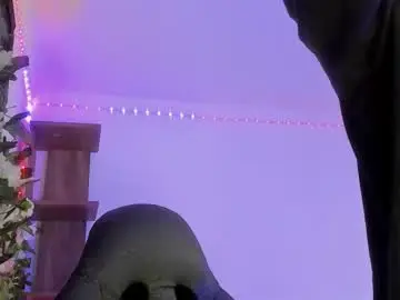 Chaturbate Live Porn of kora_red999