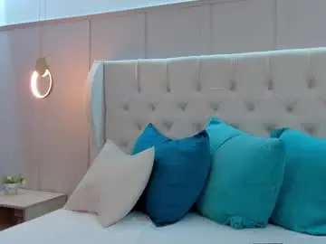 Chaturbate Live Porn of mae_lyra