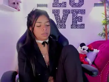 Chaturbate Live Sex Cam of natasha_smith_ws