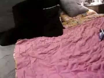 Chaturbate Live Sex Cam of staightupdownbad