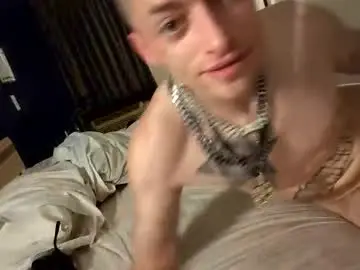 Chaturbate Adult Video Chat of staightupdownbad