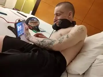 Chaturbate Sex Chat of staightupdownbad